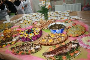  دکتررستمی ،مدیرکل شیلات مازندران خبرداد:اولین جشنواره طبخ و عرضه آبزيان  توسط بخش خصوصی در مازندران برگزار مي شود. 