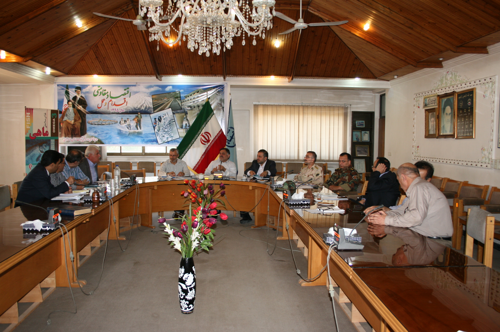 "برگزاری جلسه ستاد راهبردی ماهیان خاویاری دراداره کل شیلات استان مازندران "